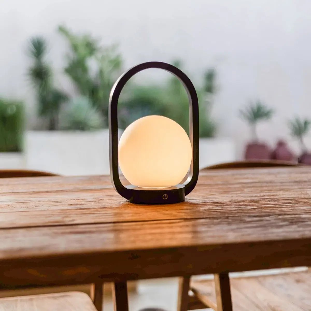 Skye dunkelbraune kabellose Holzlampe | Wiederaufladbar, dimmbar und 3 Lichtmodi – Bild 11