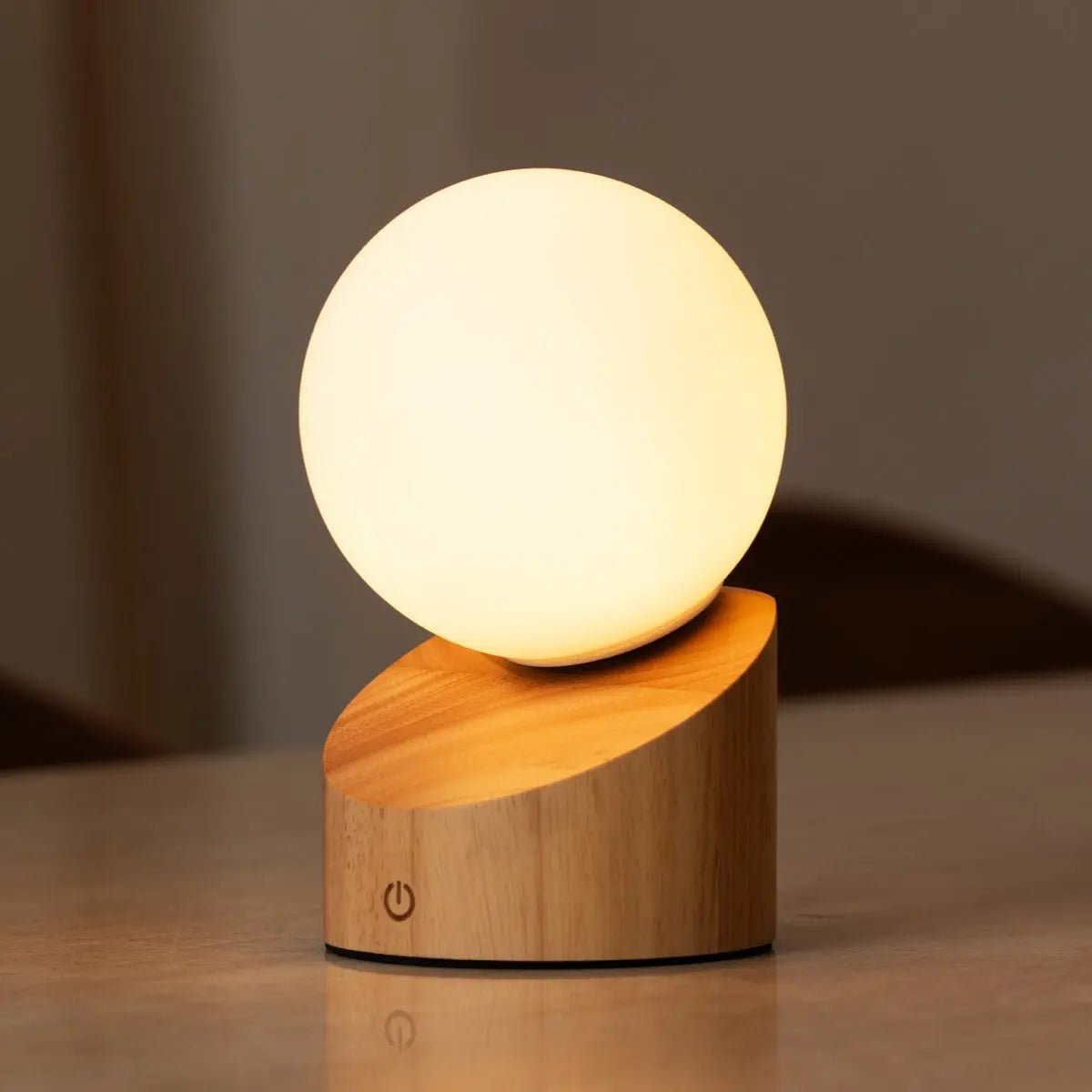 Morris Hellbraune wiederaufladbare Lampe | Stilvolles, kabelloses und nachhaltiges Design – Bild 6